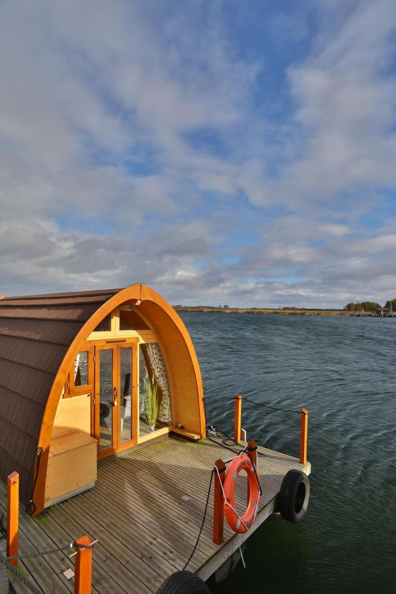 Hausboot Dotterbart Hotell Gager Exteriör bild