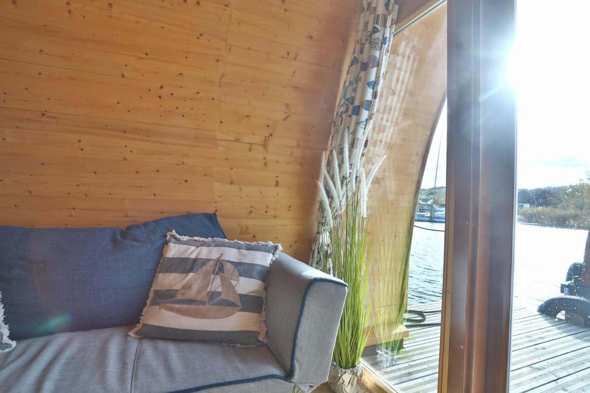 Hausboot Dotterbart Hotell Gager Exteriör bild